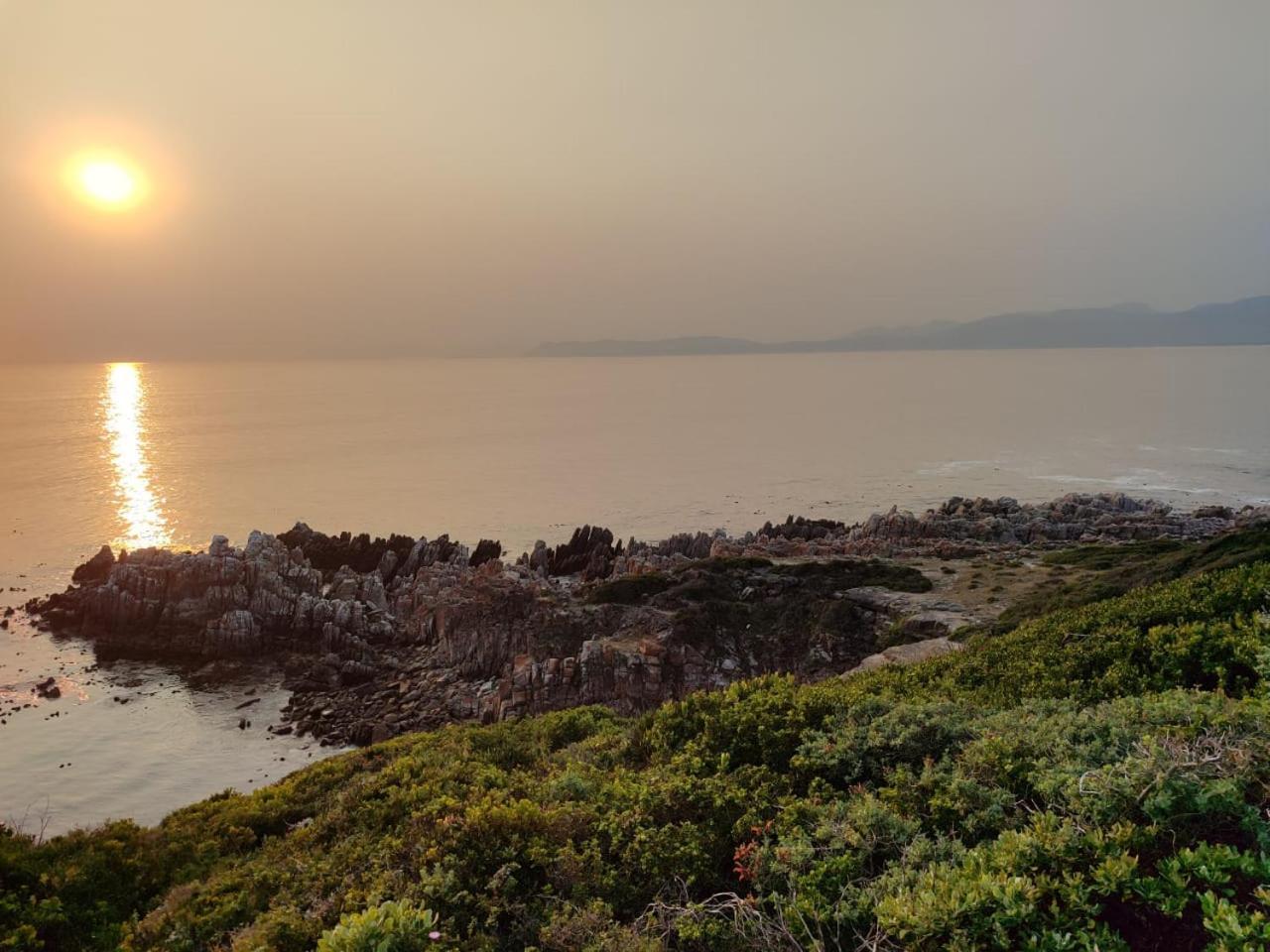 فندق 49 On Cliff غانسباي المظهر الخارجي الصورة